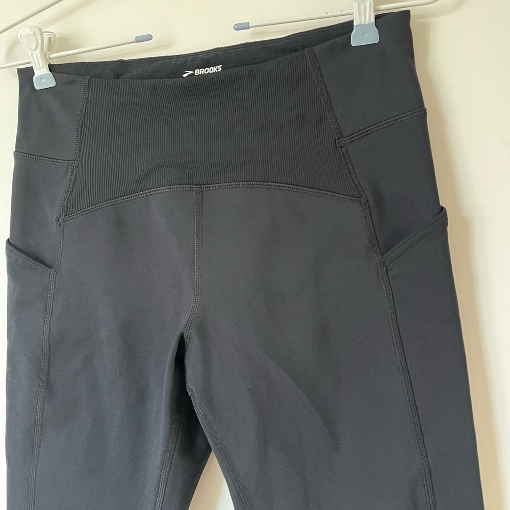 Brooks fleece-lined running tights